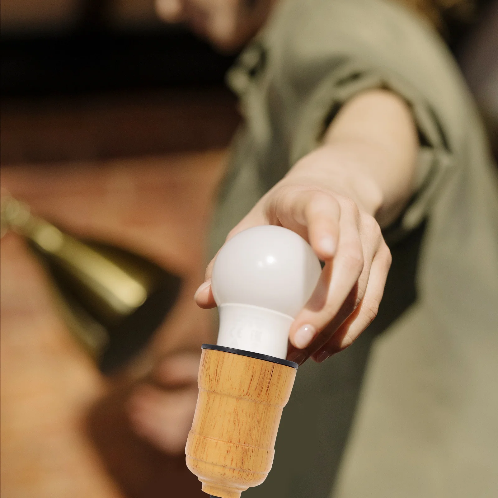 

Retro Wood Pendant Lights Fixture E27 Socket Hanging Lamp Base Vintage Farmhouse Dining Room Kitchen Lighting Vintage Wall Lamps