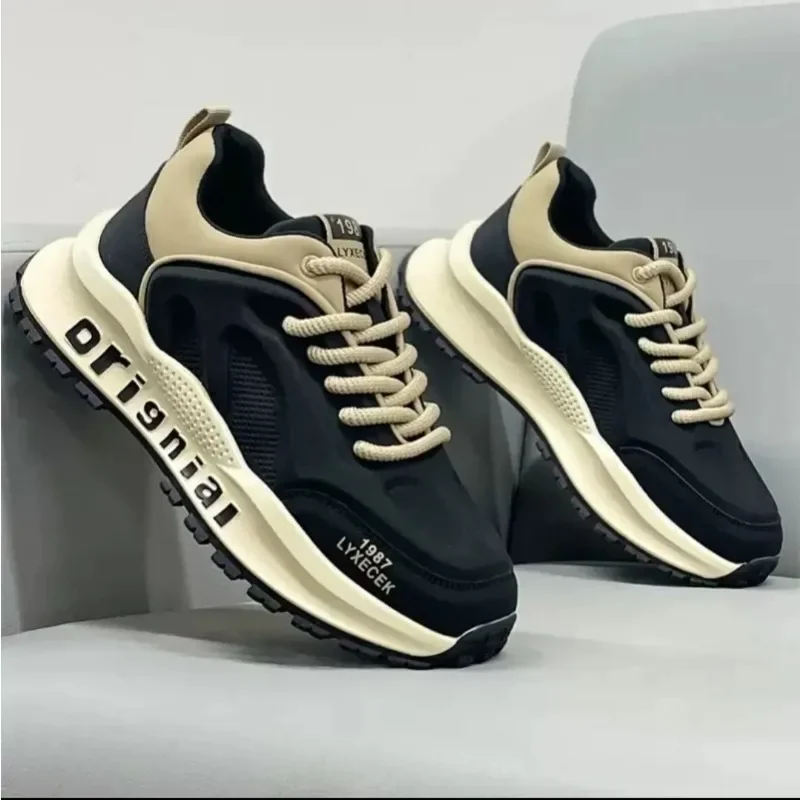 Scarpe sportive versatili nere da uomo, nicchia alla moda, belle scarpe da corsa, scarpe casual personalizzate per studenti