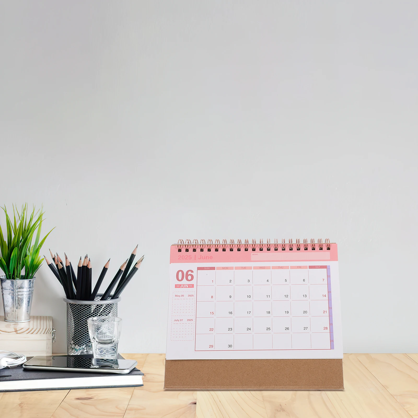 

English Version Desk Calendar Daily Use Month Decorative Mini Cute Desktop Flip