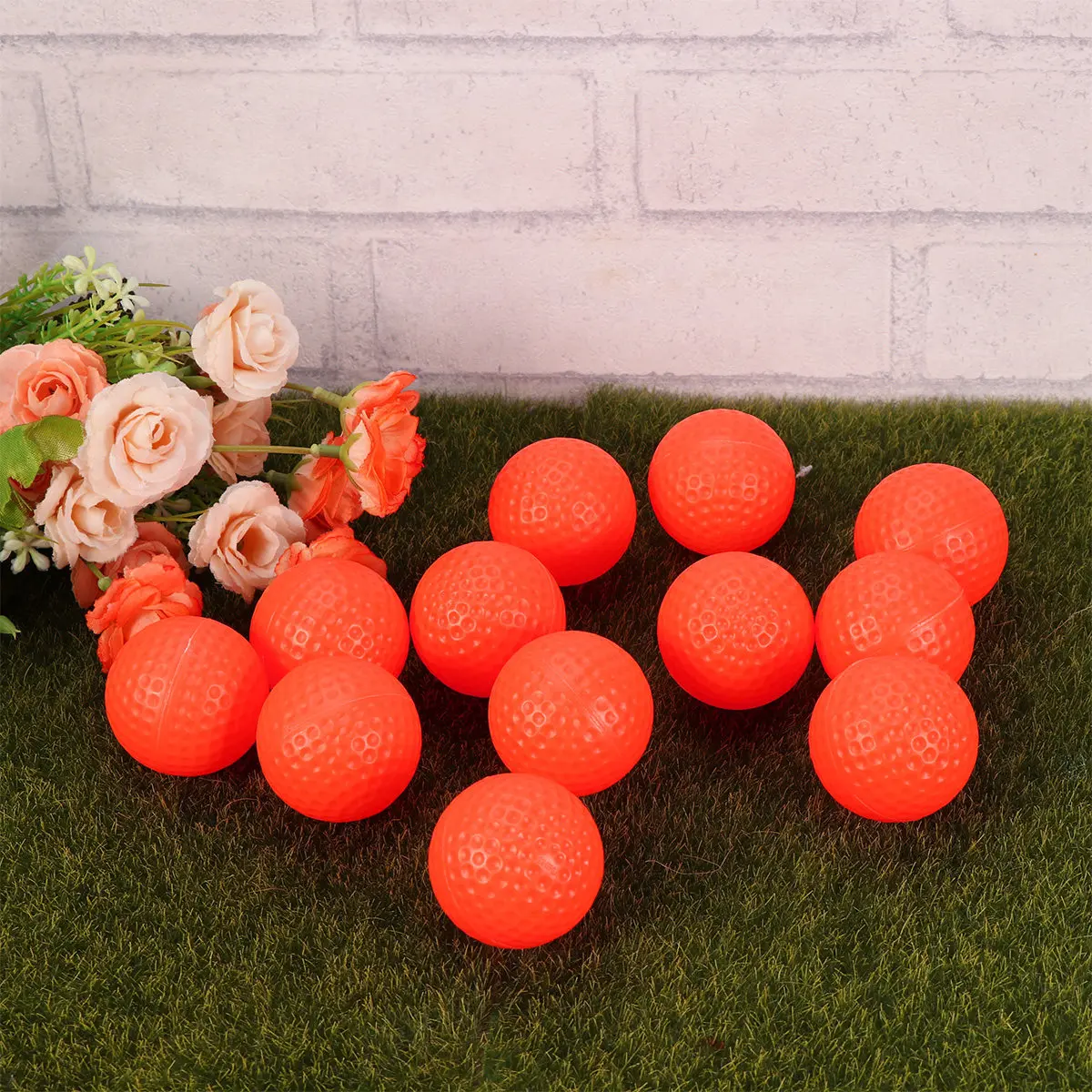 

12Pcs Balls Indoor Training Aids Light Weight Low Impact Visibility Safe Furniture Glass Animals Approach Full Shot