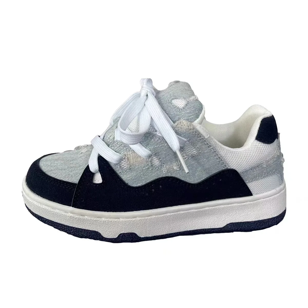 أحذية الدنيم غسلها مع ثقوب مكسورة ، النعال من جلد الغزال ستوكات ، أحذية الخبز النمط القديم للطلاب الصغار ، والترفيه ، والصين-شيك