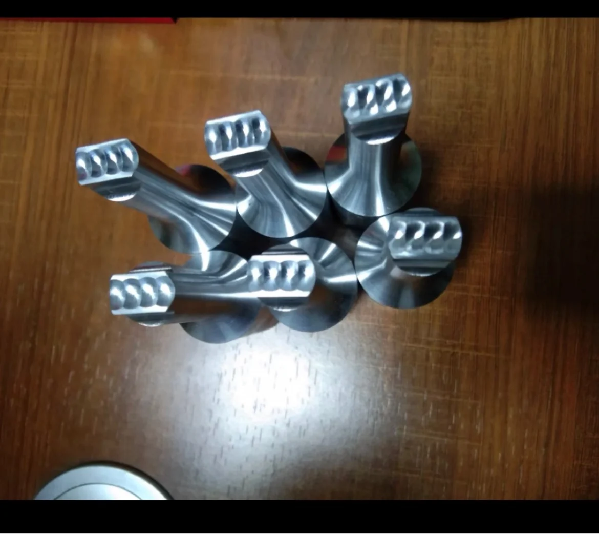 

Ультразвуковая сварочная головка для точечной сварки 28 кГц 35 кГц | Сменный аксессуар, 1 шт., с возможностью выбора размера