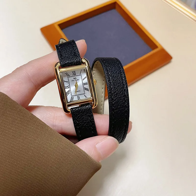 New Leather Strap Watch With A Simple, Retro Square Dial.  A Perfect Gift For Women And Students; A Trendy Watch For Women.