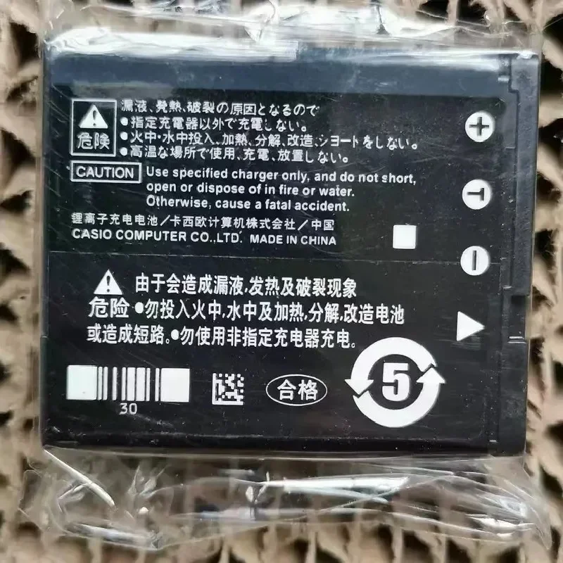 100%Original 1800mAh for CASIO NP-130 EX-H30 H35 ZR100 ZR200 ZR300 ZR400 ZR410 ZR700 ZR1000 ZR1500 ZR2000 ZR5500 Camera Battery