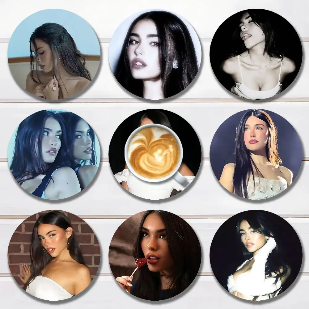 

M-Madison B-Beer Locket Heat Resistant Round Wooden Coasters Non-slip Drink Cafe Decoration 2D Flat Color Print Coasters