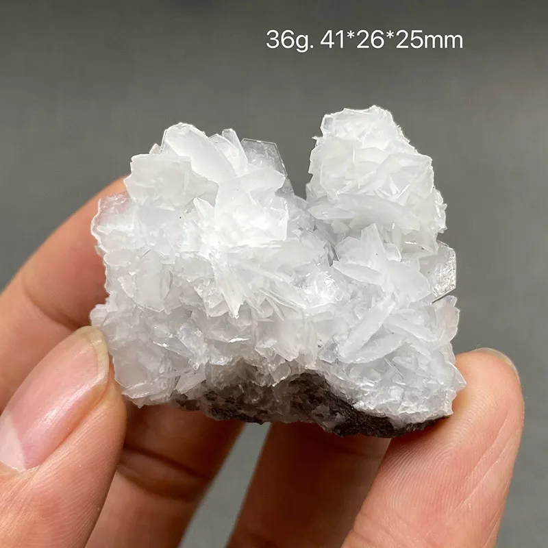 100%Natural white flake  fluorescence calcite（Fluorescent effect pink） rough specimen crystal quartz gemstone