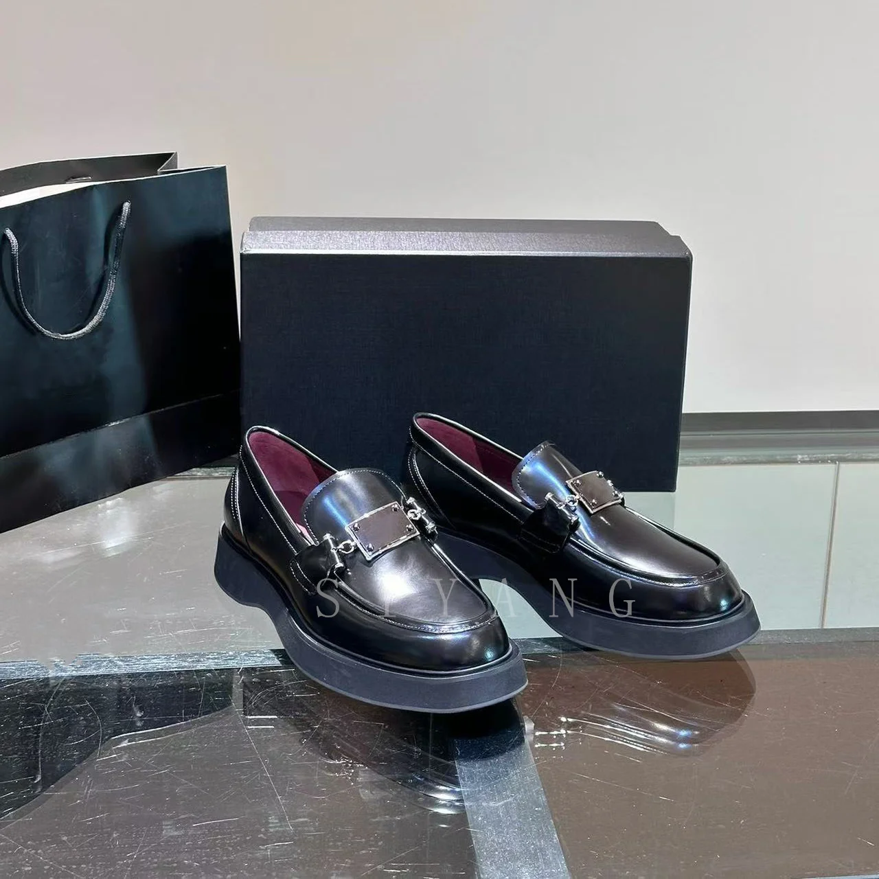 Chaussures formelles haut de gamme pour hommes, chaussures en cuir pur, semelle optique métallique rehaussée de style nordique, vêtements de carrière 03/banquet