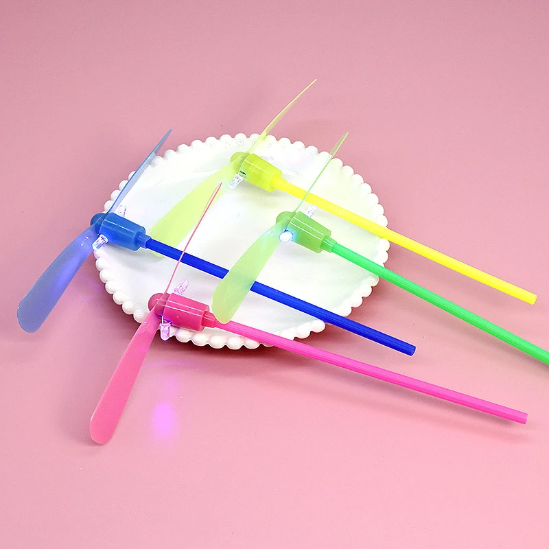 

Led Light Up Dragonfly Toy Colorful Plastic Flying Propeller Toys for Kids Outdoor Party Favors Classic Hand Spin Toy 2026 New