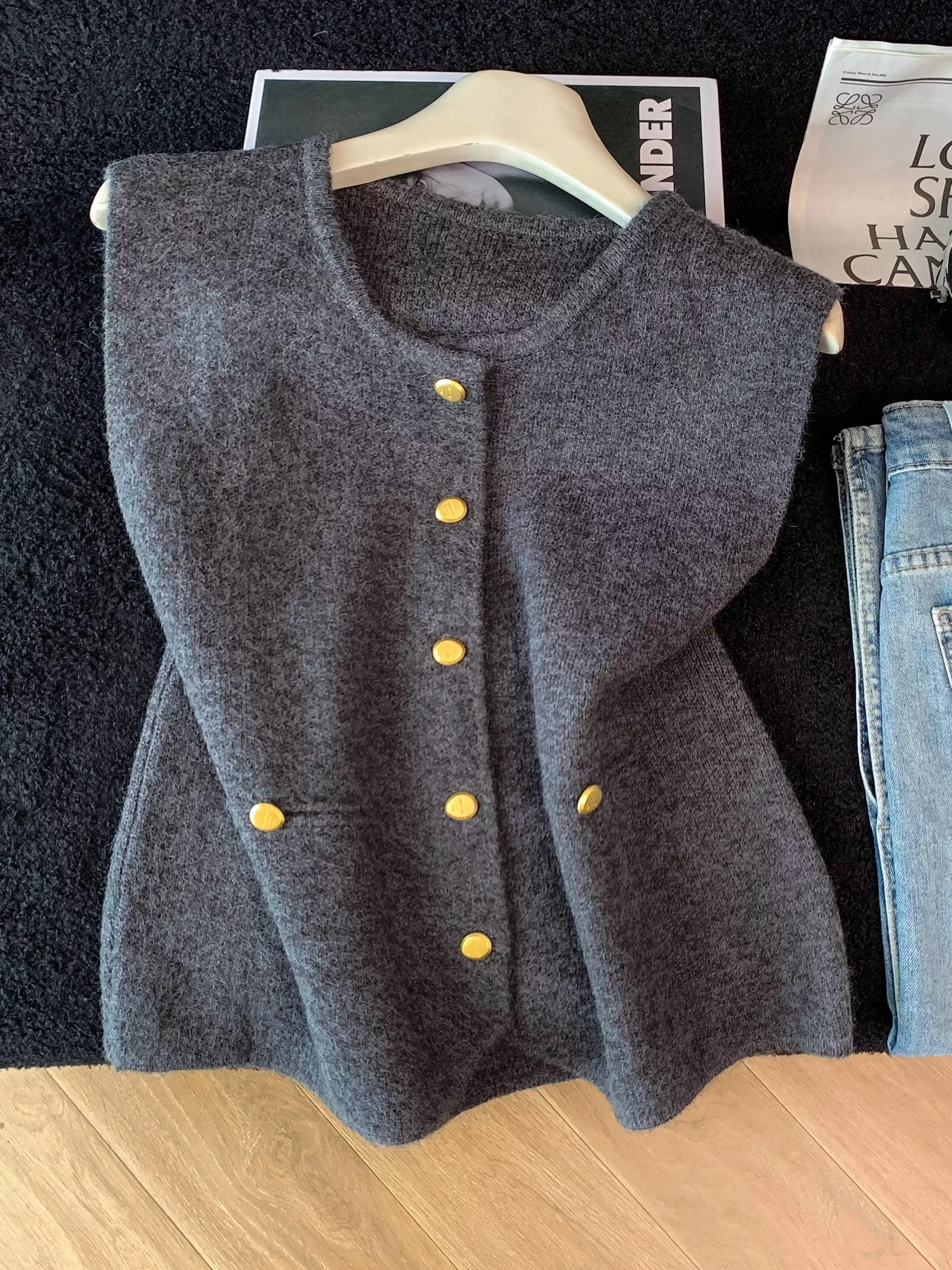 

Faionable Korean Sle Knitted Open Cardigan Vest Women's Autumn Winter Layering Small Size High Waist Loose Fit Coat