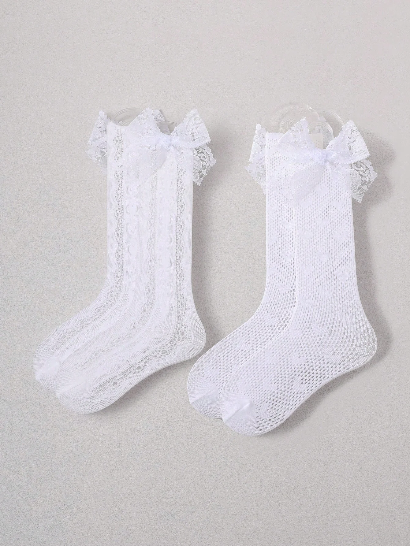 2 Pairs of Children's Heart-Shaped Mesh Stockings with Lace Bow-Tie Decoration Suitable for Girls Aged 1-9Y to Wear in Summer