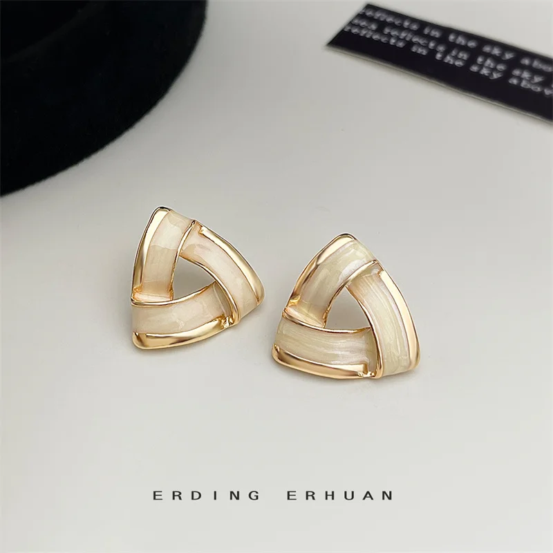 French Retro Drip Oil Triangular Hanging Earrings For Women Lady Exquisite Hollow Geometric Figure Earring Casual Office Jewelry