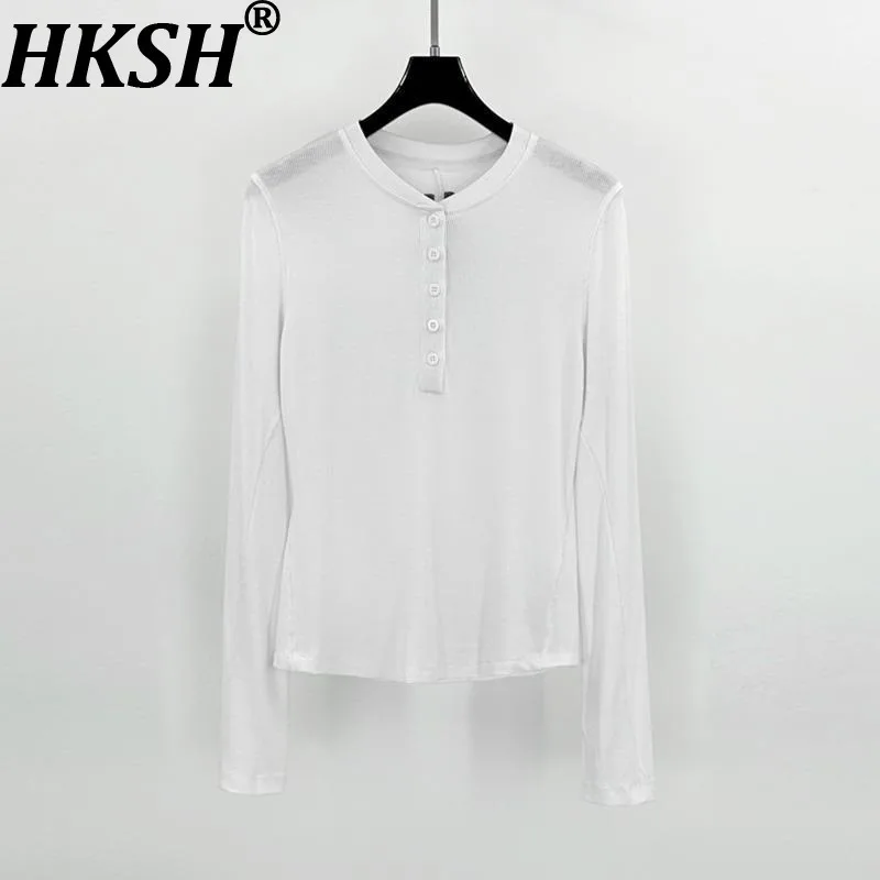 

HKSH Spring Autumn New Women T-shirt Buttoned O-neck Long Sleeve Solid Color Cotton Knitted High Street Casual Basic Top HK11150