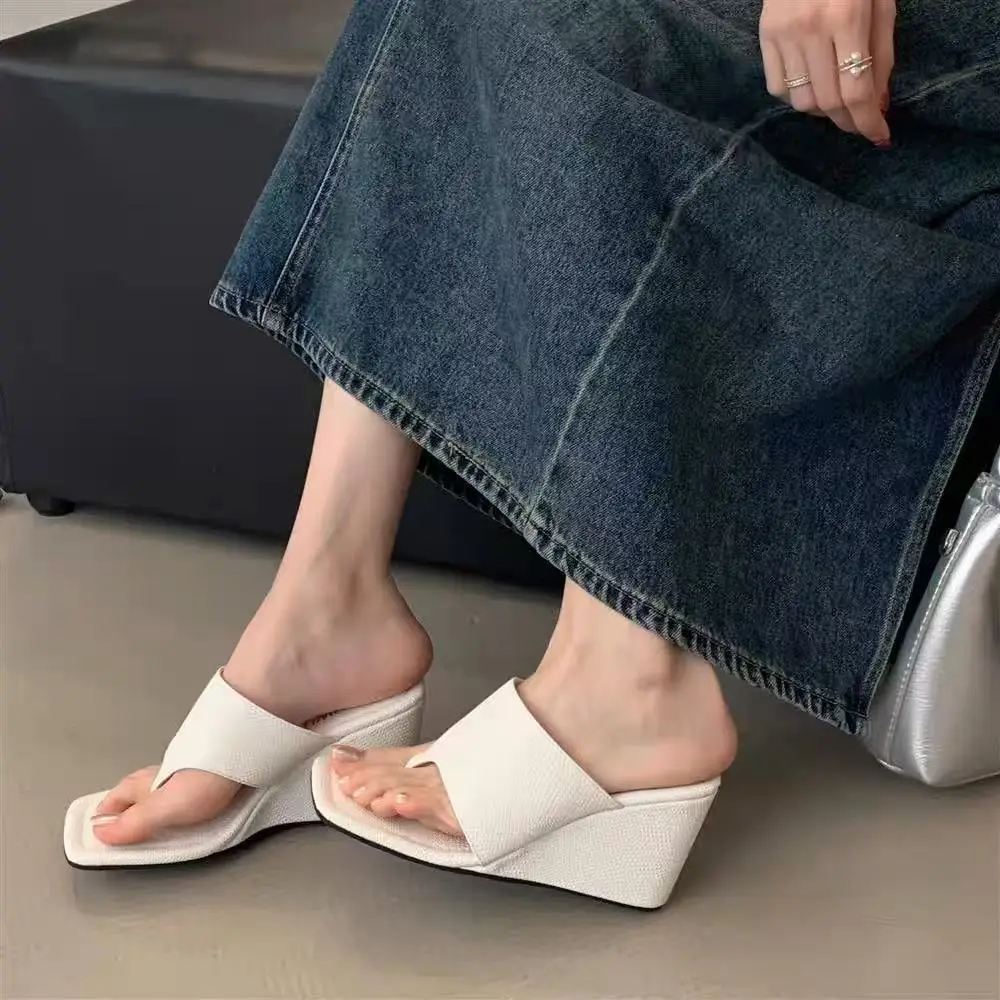 Spring New Women's Fashion Slope Heel Open Toe Flip Flops Comfortable Slip on Elegant Slippers Concise Sandals