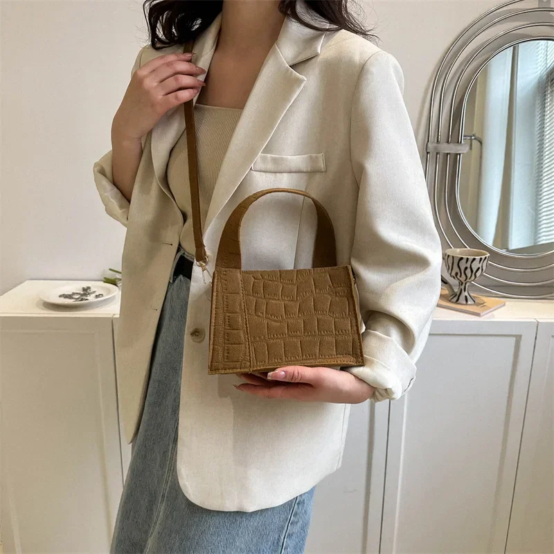 2023 New Messenger Shoulder Shopping Bag Solid Color Felt Women Luxury Designer Handbag Casual Crossbody Bags for Women Simple