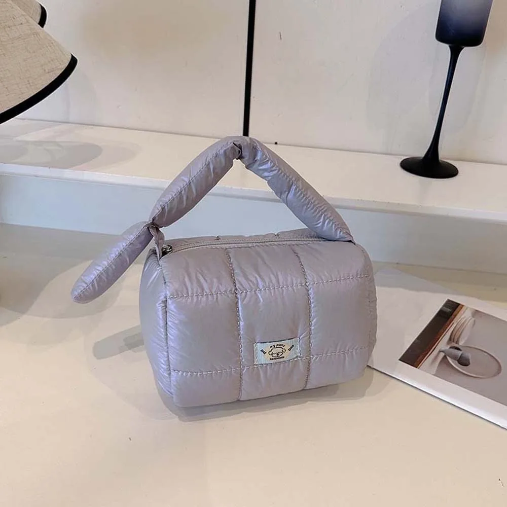 

Quilted Cloud Pleatd Grid Bag Nylon Lightweight Handheld Cosmetic Organizer Large Capacity Three-dimensional Grid Puffer Handbag