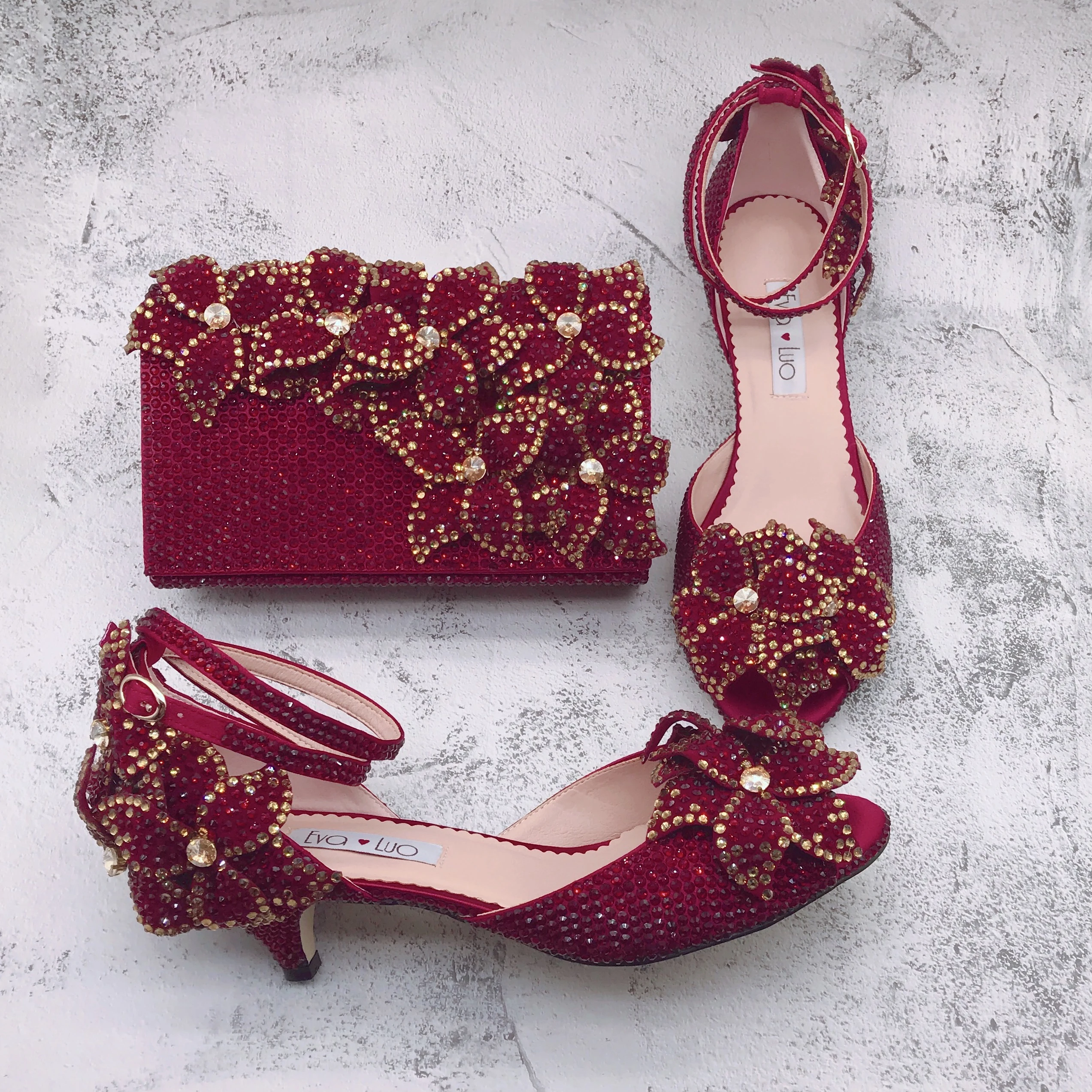 BS1670 zapatos de boda florales hechos a mano para mujer, zapatos de piedra de cristal de flor de oro rojo vino con bolsa a juego, personalizados de lujo