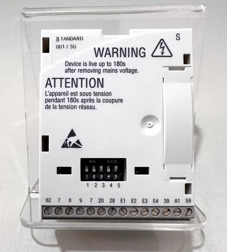 E82ZAFSC E82ZAFSC000 E82ZAFSC001 E82ZAFSC010 E82ZAFSC100 Genuine Germany Lenze Module