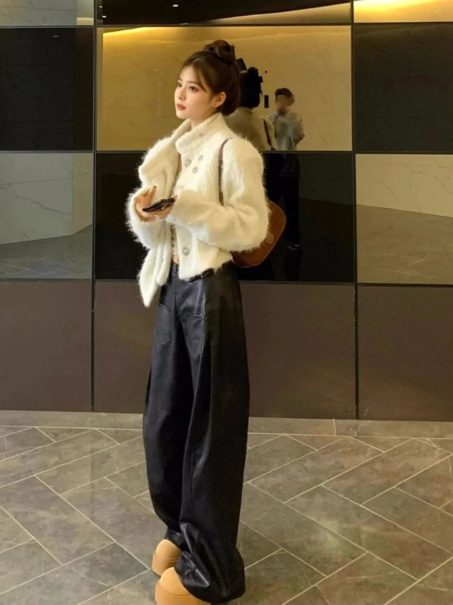 

Корейская женская куртка-жакет весна 2026: Новинка, популярная, красивая, утепленная, с длинными рукавами, короткое пальто для повседневной носки, однотонная.