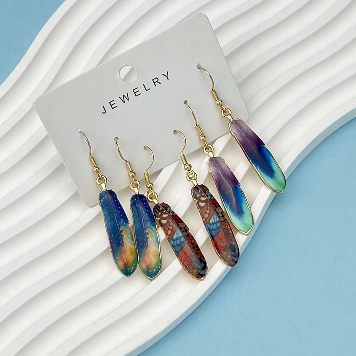 3Pair European and American Style Colored Feather Dangle Earrings Bohemian Style Ear Jewelry Set Trendy Gift For Women Accessory
