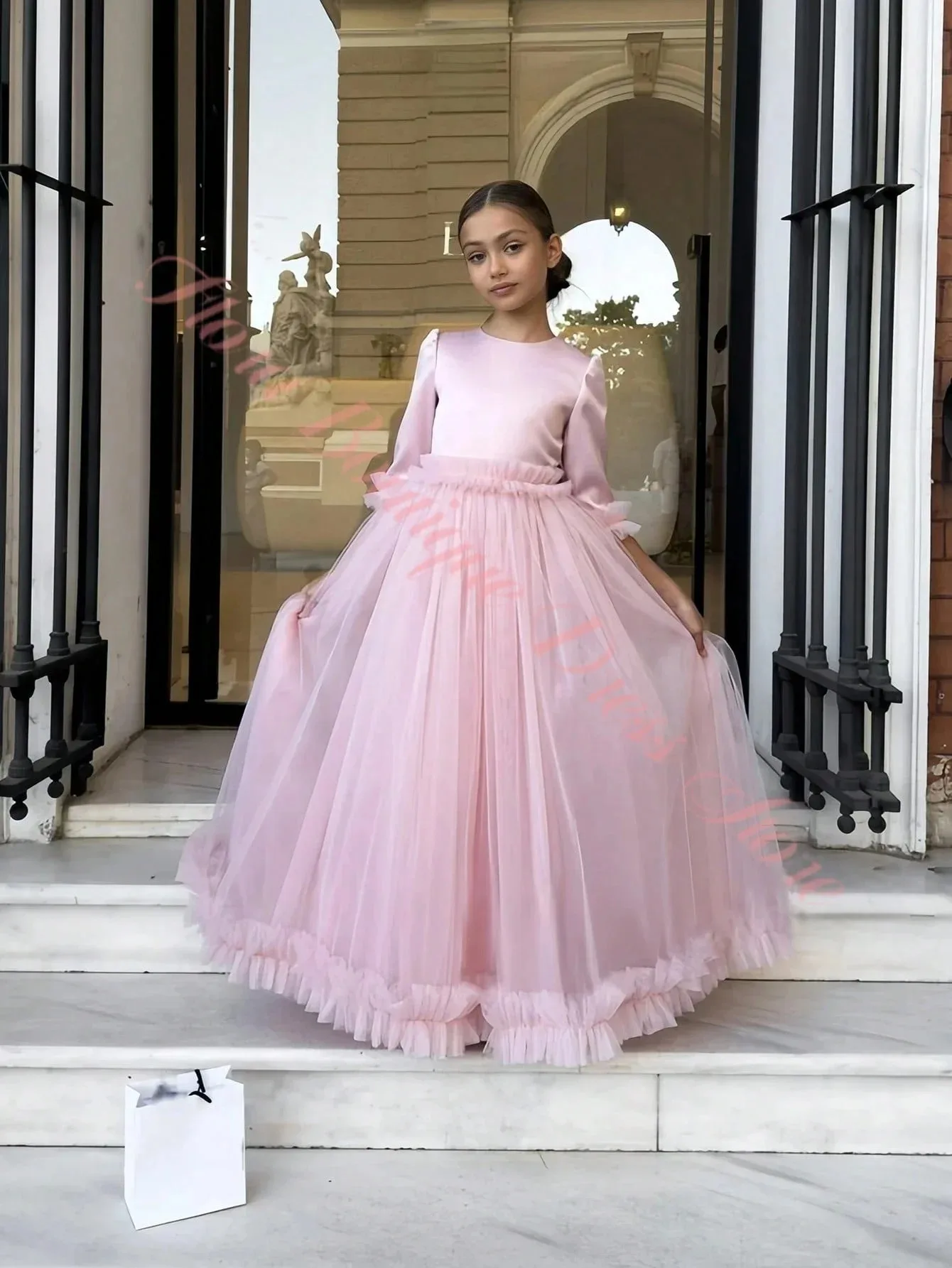 Maßgeschneidertes rosa Blumenmädchenkleid für Hochzeiten, halbe Ärmel mit Schleife, O-Ausschnitt, Kindergeburtstagsfeier, Erstkommunion, Festkleid – Detail 5