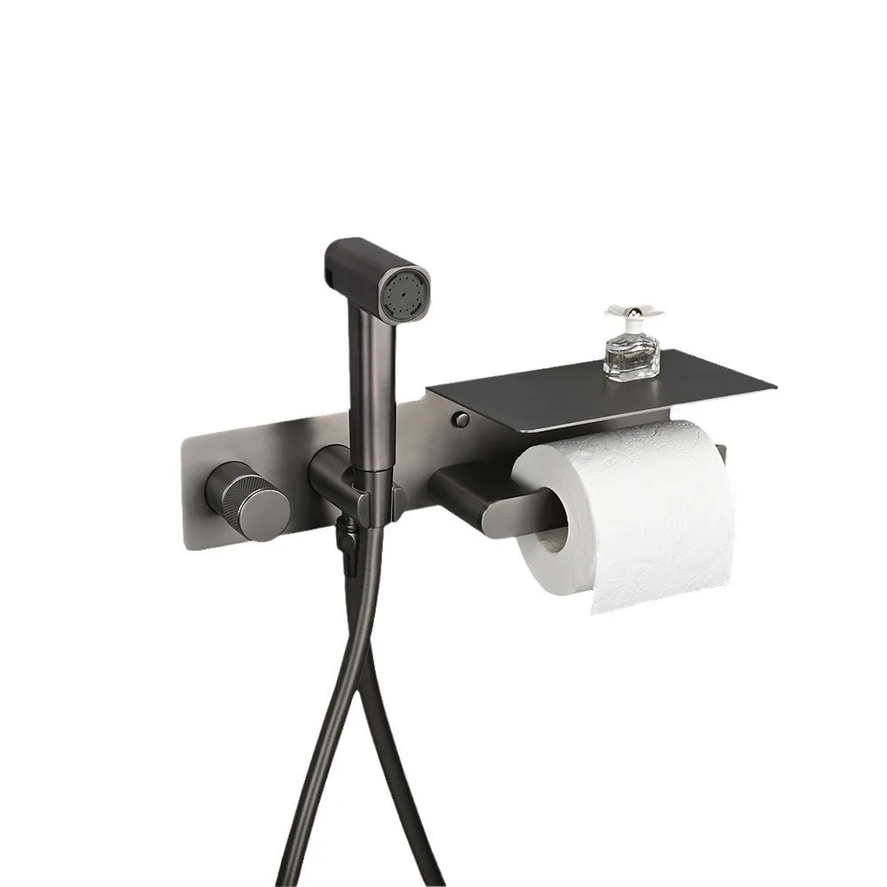 

High-end bathroom, significant other set, gold spray gun, with paper towels