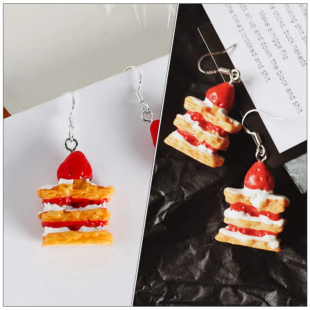 

20Pcs Resin Charms Strawberry Cake Shape Earring Findings Craft Kit for DIY Jewelry Making Drop Earrings Bracelet