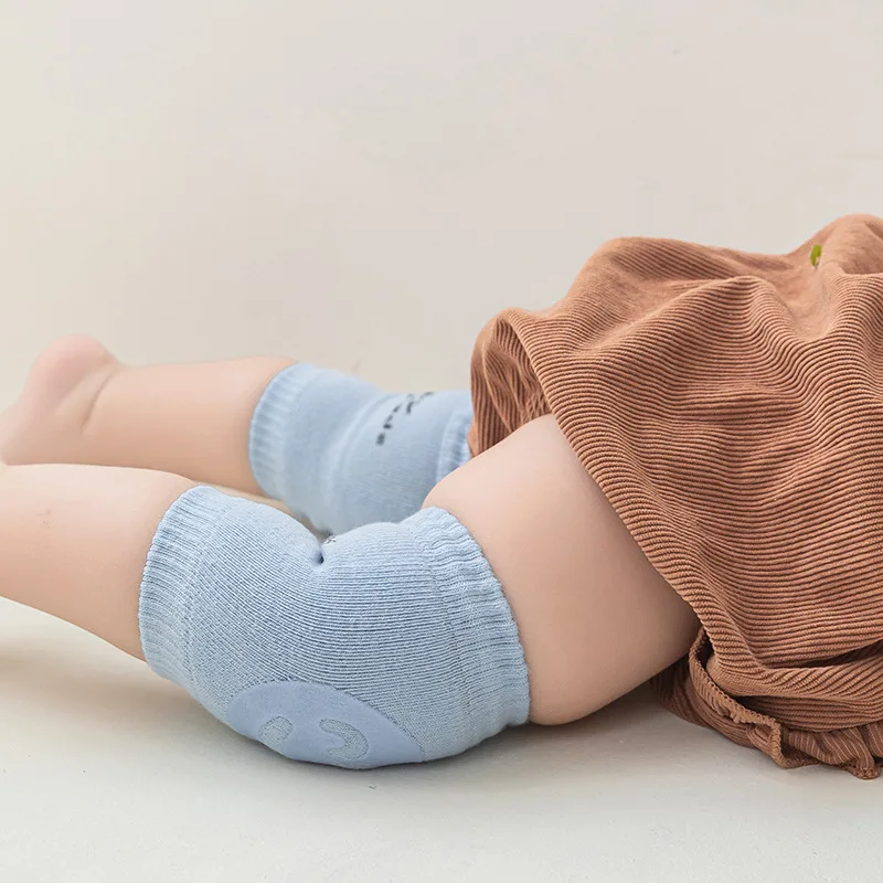 

Non-Slip Baby Leg Warmers & Knee Pads - Soft & Warm for Winter Crawling (0-2 Years)