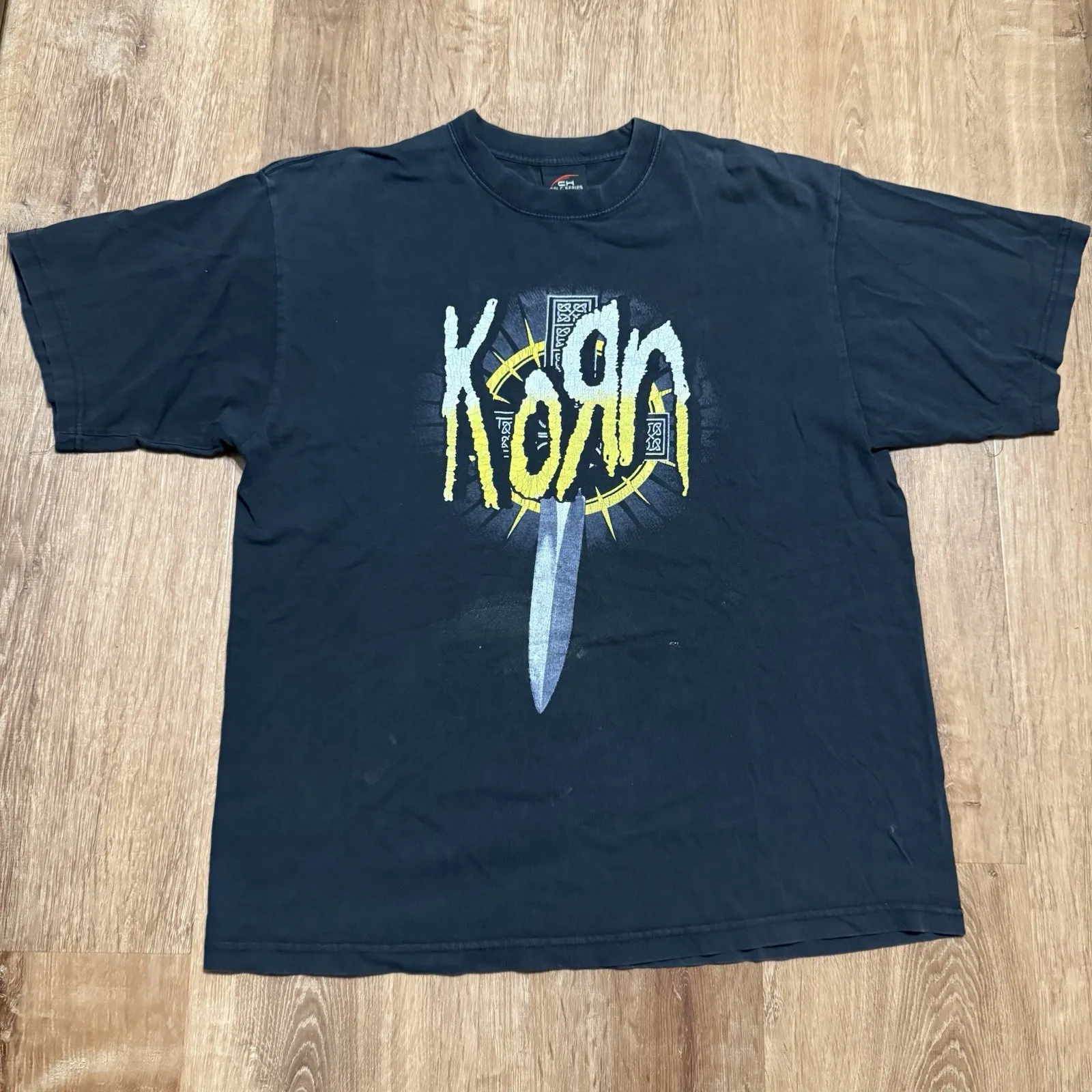 Vintage 90s Korn Cross Knife Graphic Band Tes Tshirt Faded Black Mens XL￼