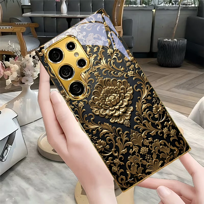 Ornate Vintage Baroque Electroplated Golden Phone Case For Samsung S24 Ultra S21 S20 FE S23 Plus S22 S25 S26 Note 20 Glass Cover