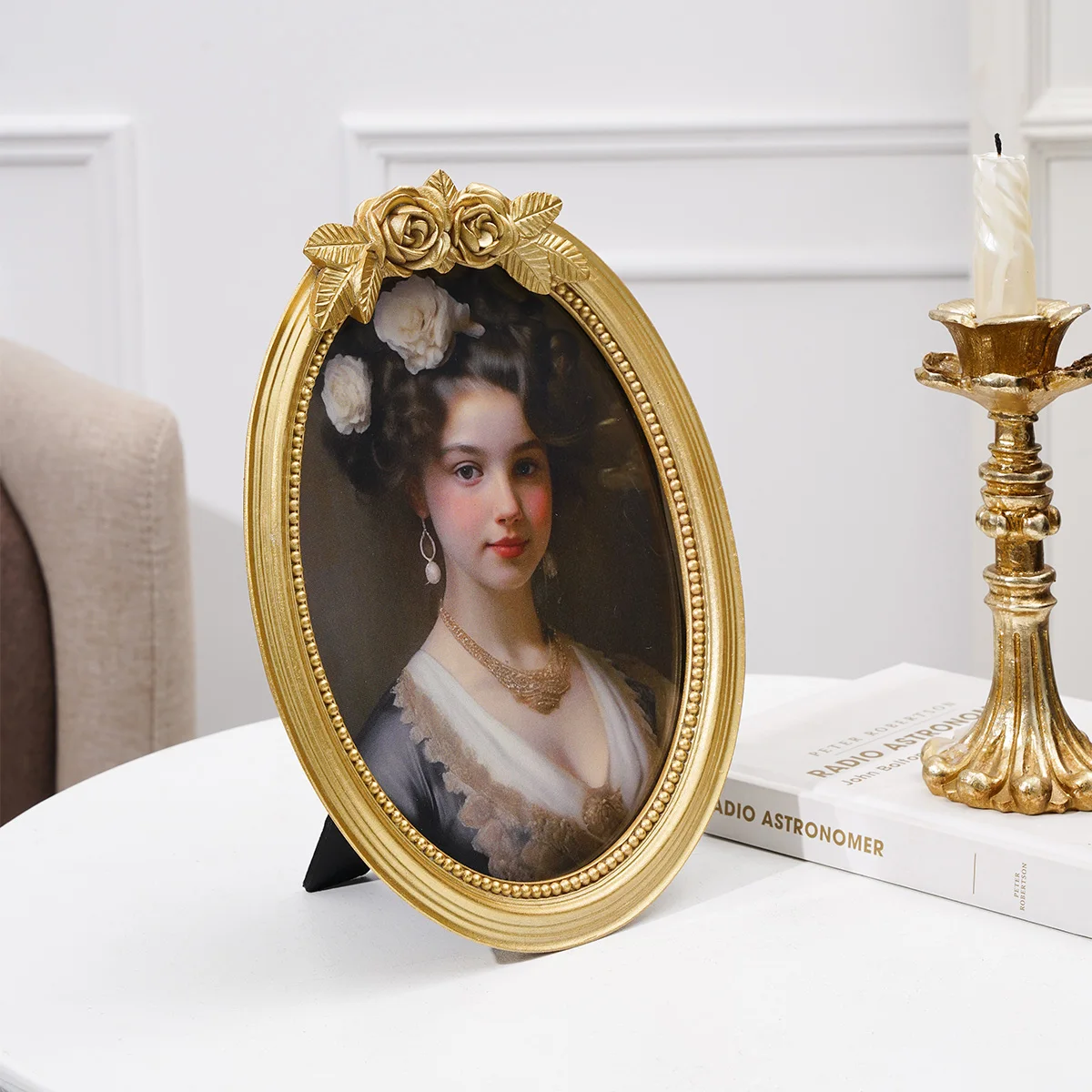 Golden Three-Dimensional Rose Oval-Shaped Decorative Photo Frame