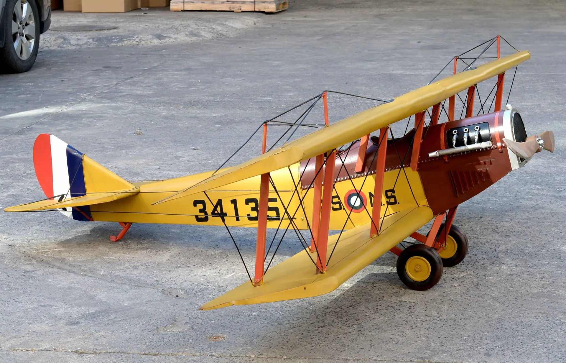 Wholesale Customize Large Life Size Classic Airplane Model decorative Metal Model Plane indoor Outdoor Decoration Model