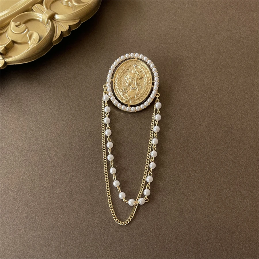 Baroque Style Women Classic Sun Chains Cross Badges Brooches Vintage Palace Retro Pearl Metal Corsage Pins Suit Office Buckle