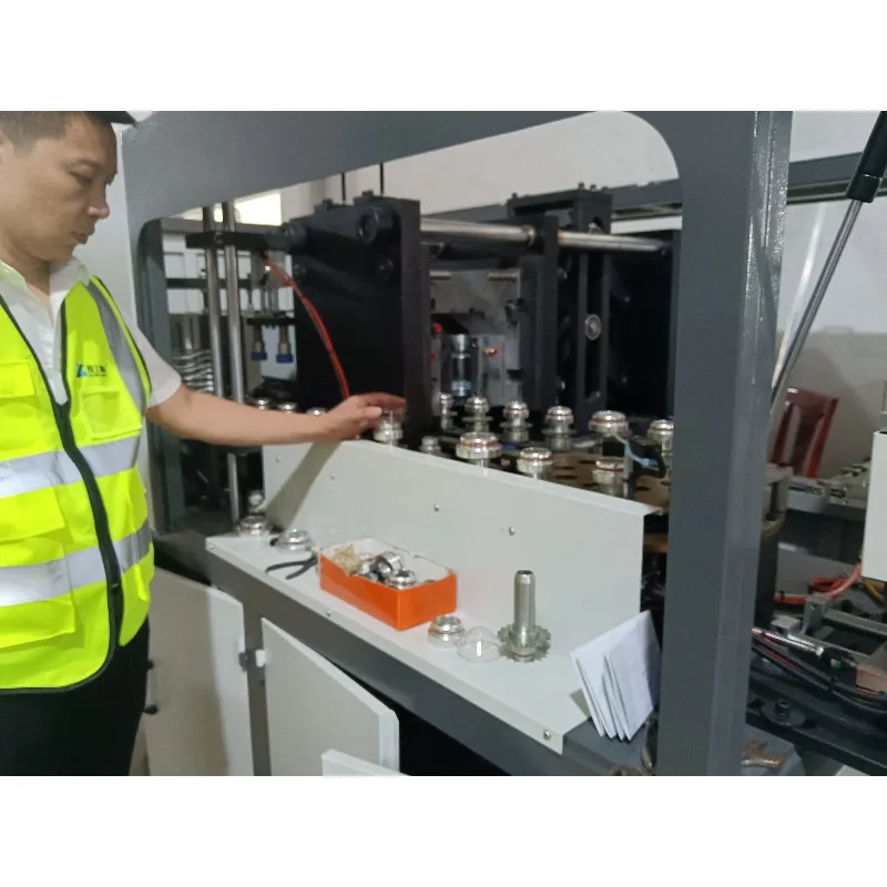 PLC Control Semi-automatic PET Plastic Bottle Blowing Machine, China Extrusion Blow Moulding Equipment for Water Bottles