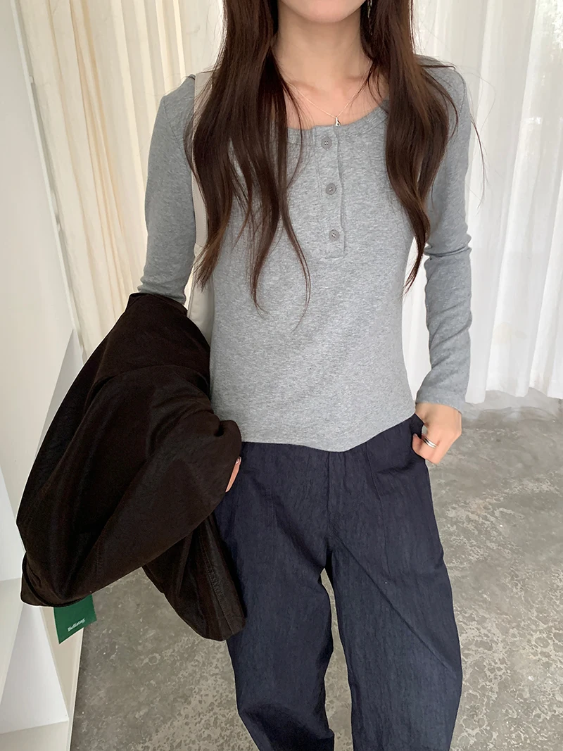 

Женская осенне-зимняя повседневная однотонная футболка с круглым вырезом и длинными рукавами