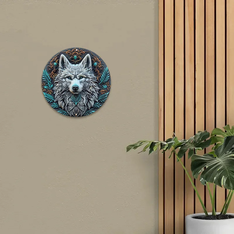 Wall Decor of Wolf Mandala for Home Decoration, Round Metal Sign, HD Printed, Majestic Wolf Design, Outdoor and Indoor Art