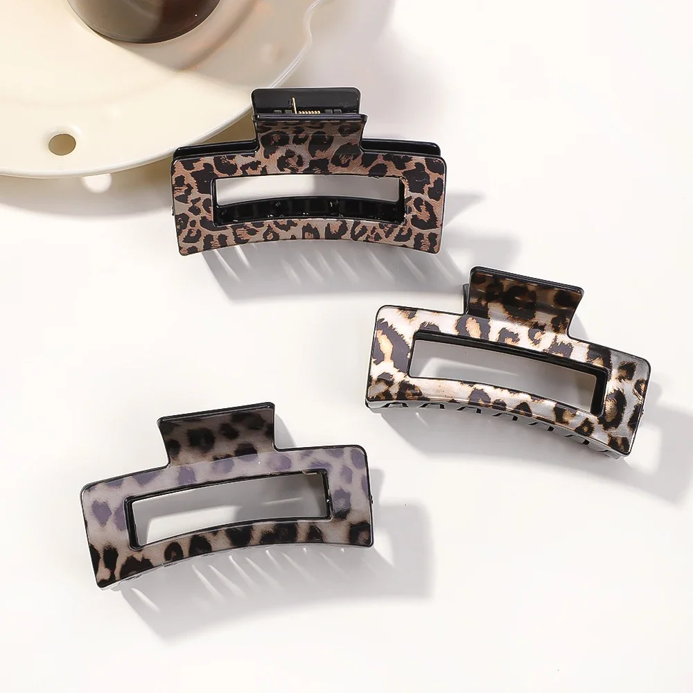 3 Pcs Hair Clips, Leopard Print Design Retro Large Hair Clips for Women, Geometric Shape Fashion Girls Gift Hair Accessories