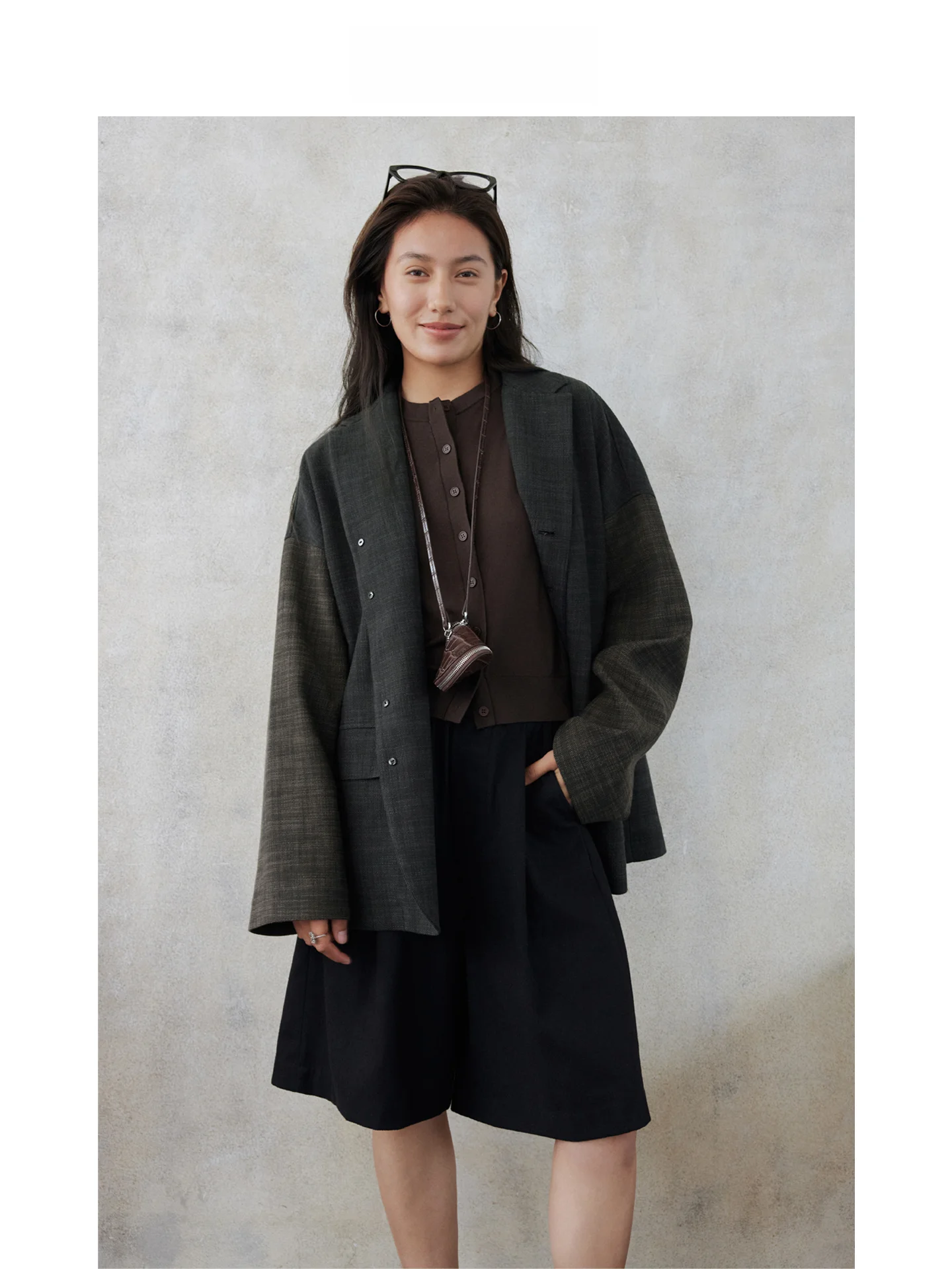 

Женский костюм DE Mincollection Lin ZhiQing: шерстяной хлопковый пиджак с воротником и прямой брюкой в стиле пэчворк