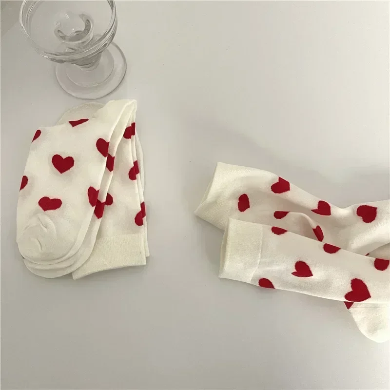 Funny Loving Red Heart Pattern Cotton Men Women Crew Sock Street Tide Crew Socks Gift Men Husband Cute Socks Novelty Funky