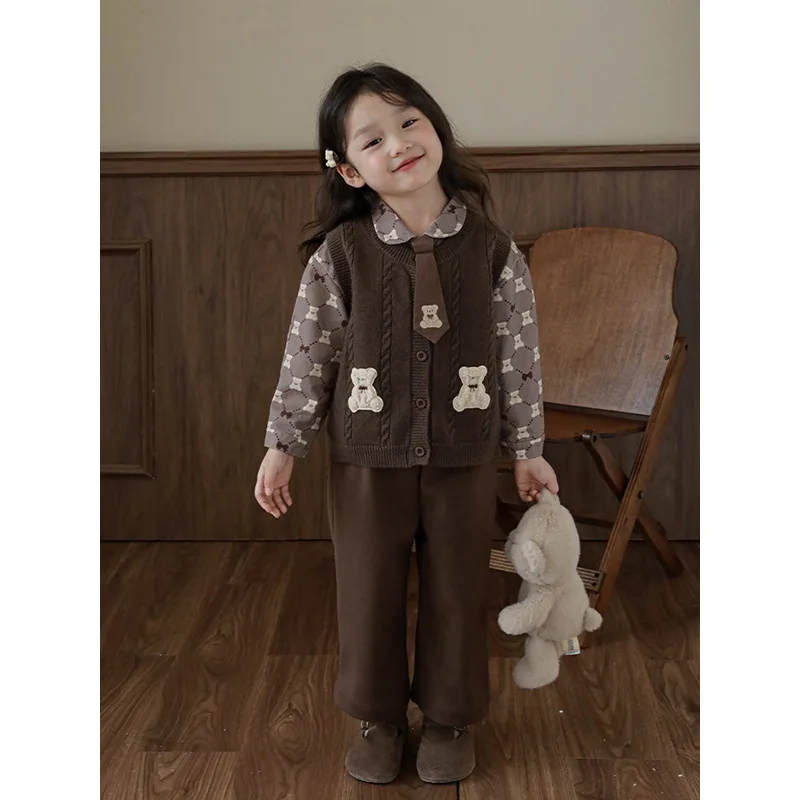 

Girls Bear Series Shirt Skirt Set Autumn New Children Cute Vest Baby Overalls
