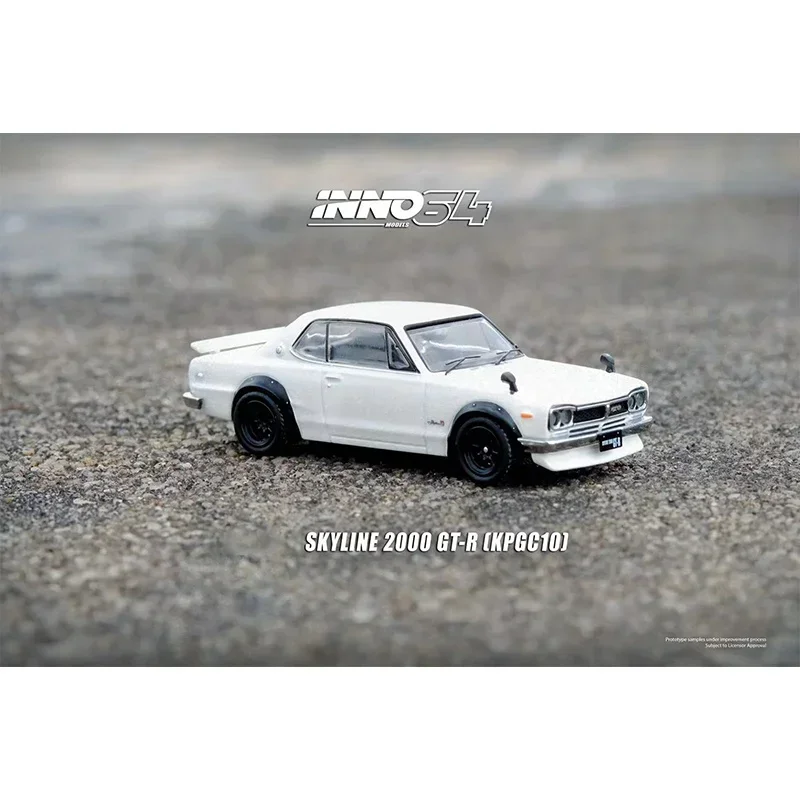 INNO 1:64 Skyline 2000 GTR KPGC10 White Diecast Diorama Car Model Collection Miniature Carros Toys diecast cars