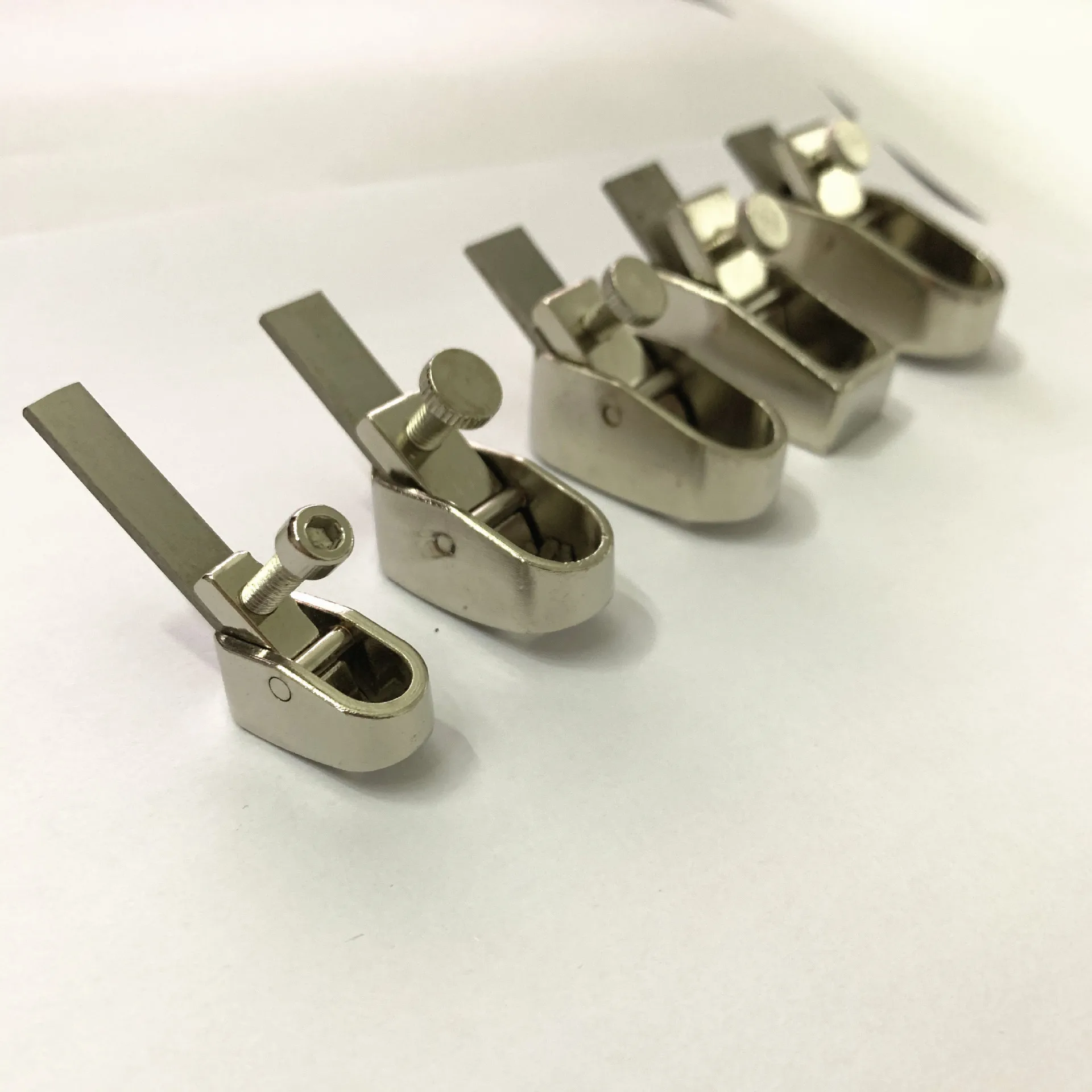 

Набор из 5 предметов строгального станка для скрипки