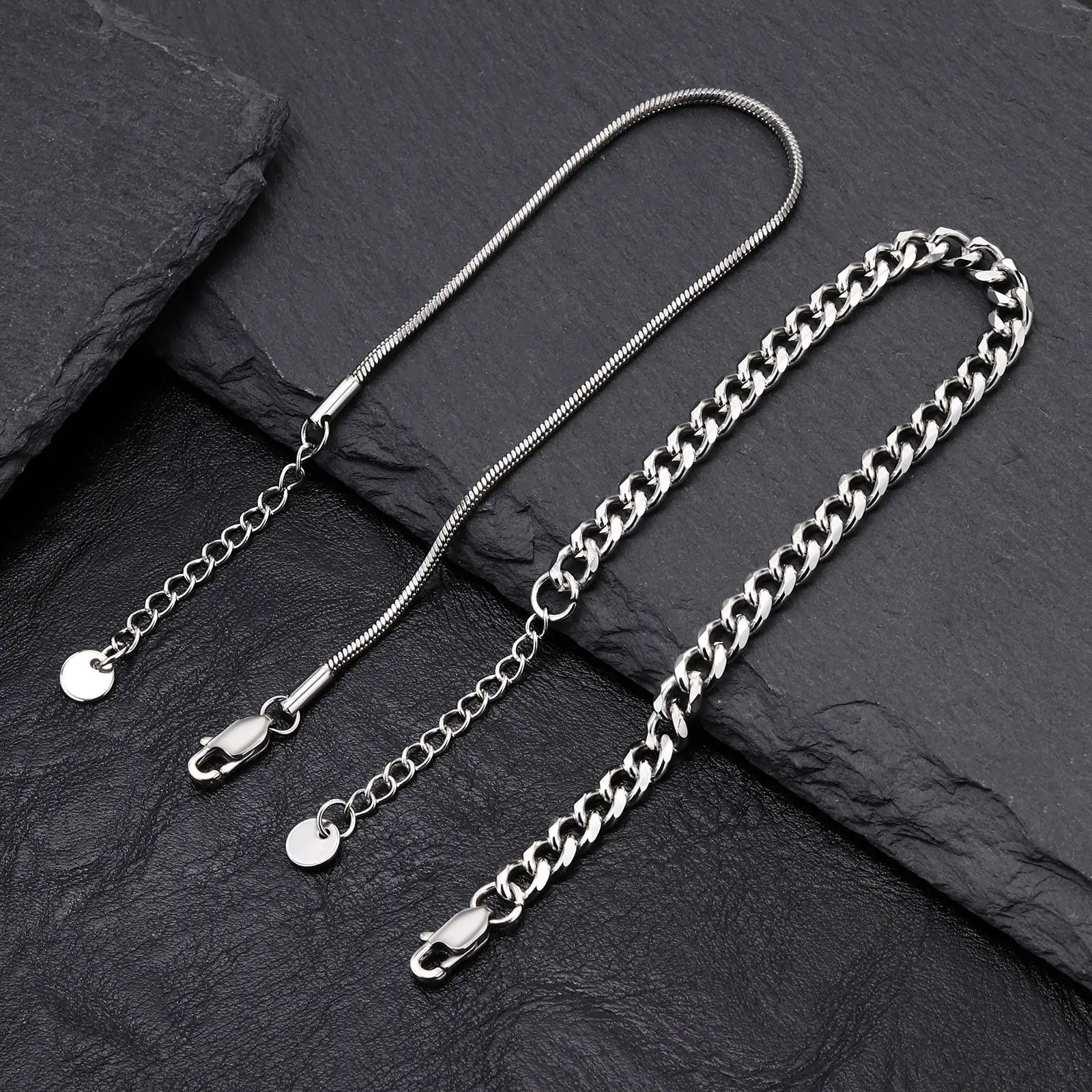 2 Stück kubanische Kettenarmbänder für Männer und Jungen, wasserdichtes Edelstahl-Armband in silberner Farbe, stilvolles Vatertagsgeschenk – Detail 5
