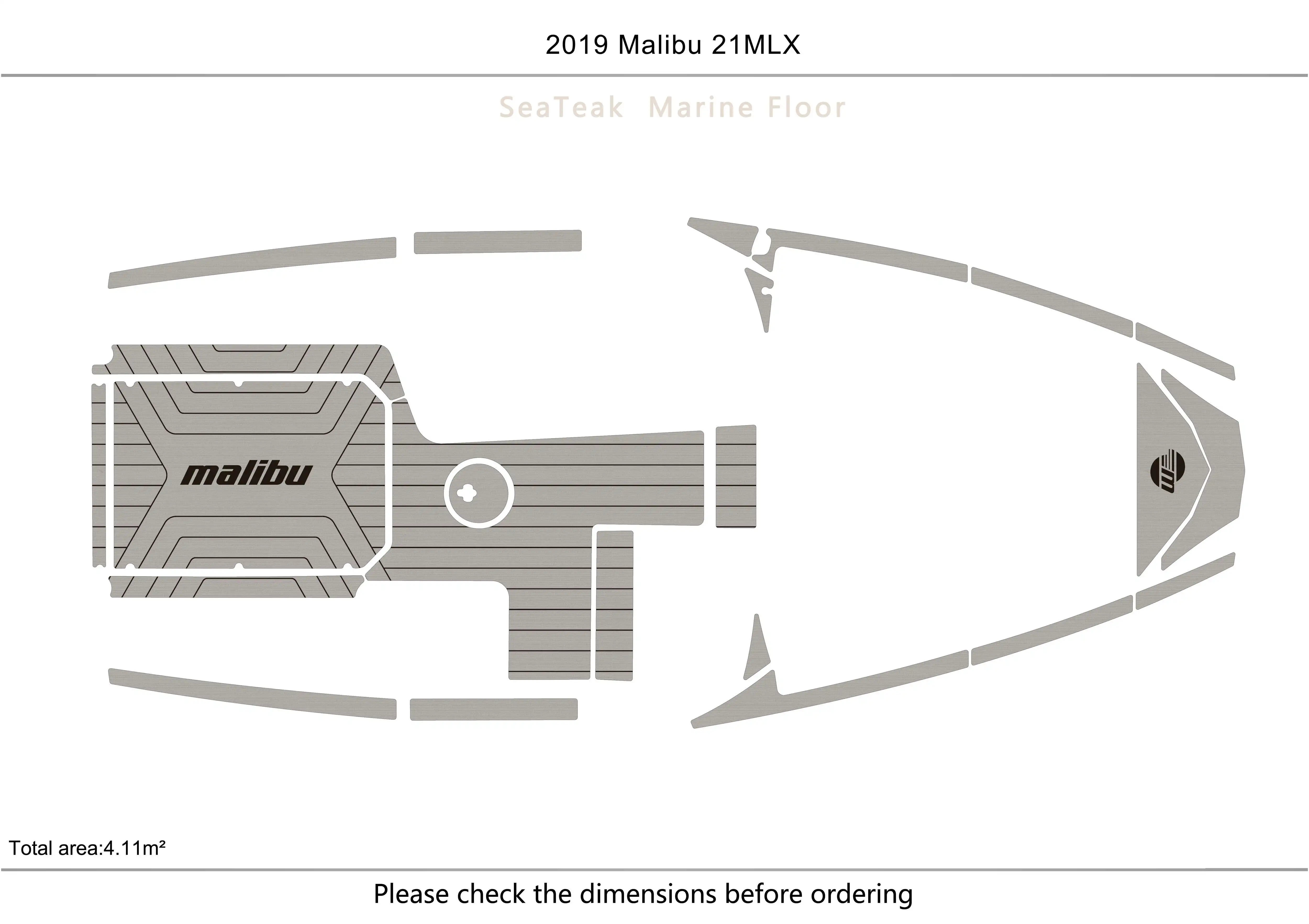 2019 Malibu 21MLX Cockpit  1/4