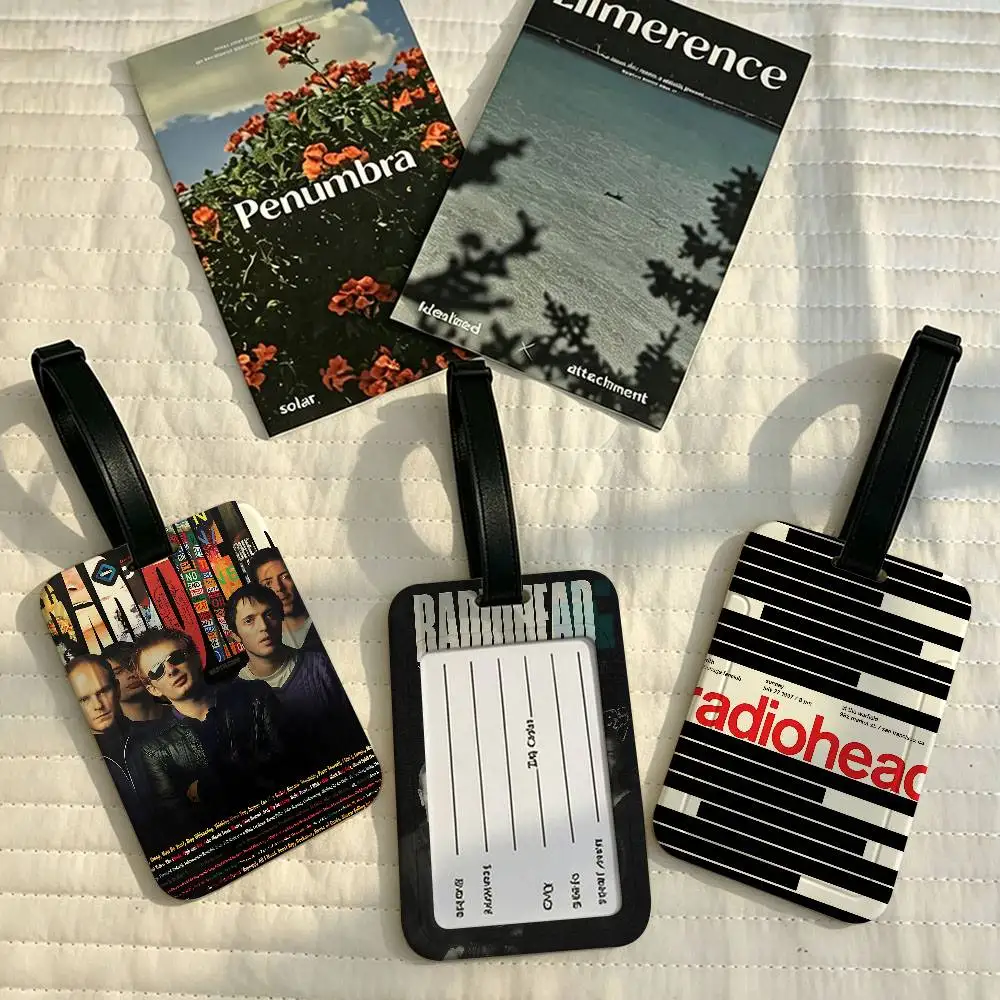 R-Radiohead Band Rainbow PVC Baggage Identification Tag Anti lost Information Card Holder Travel Suitcase Name Tag