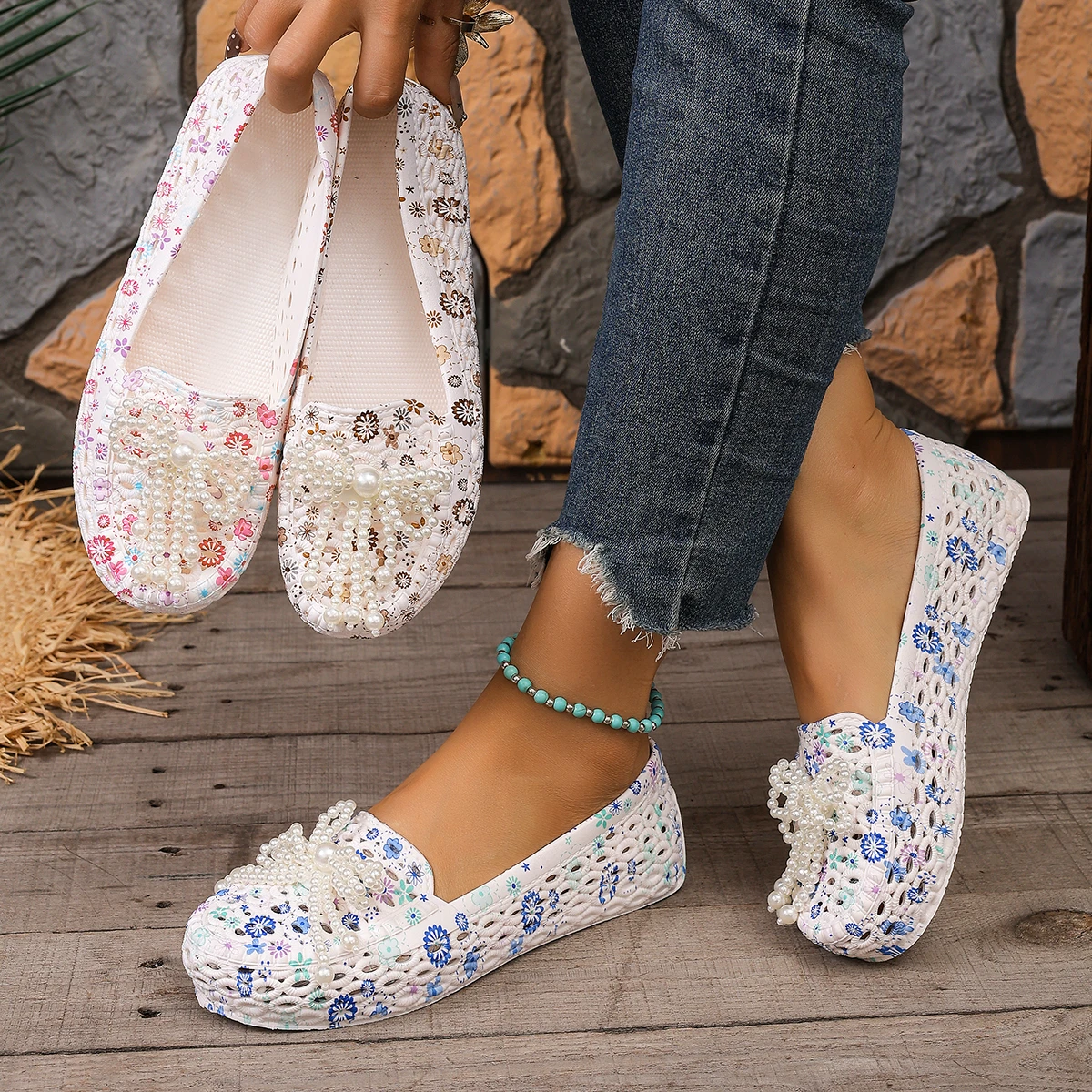 Summer Women stamp hollowed-out ventilate round head pearl bow decoration casual shoes Fashion comfortable Home women's shoes