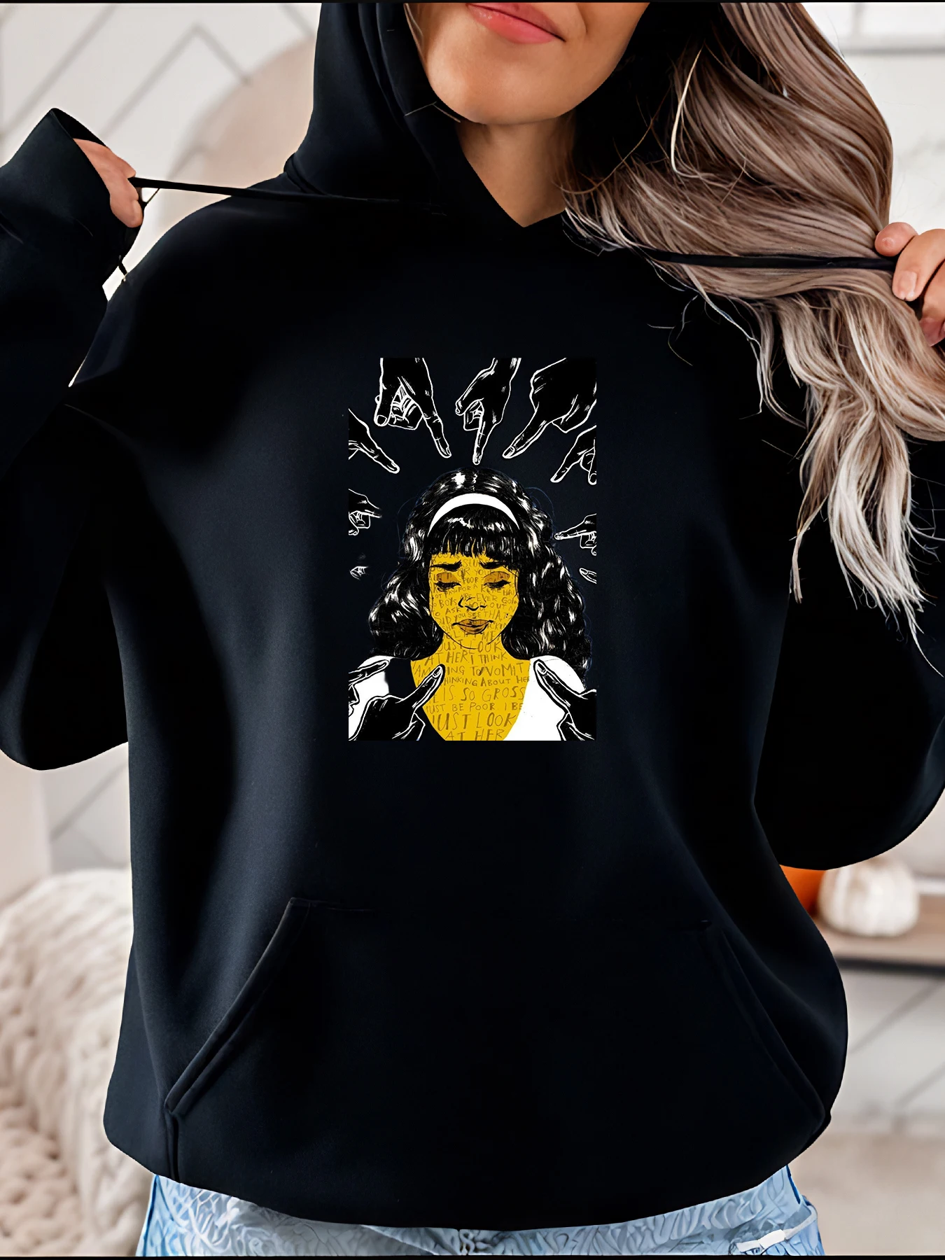 

Женская толстовка с капюшоном, черная толстовка с принтом девушки и птиц, повседневная уличная одежда, модная женская одежда 280