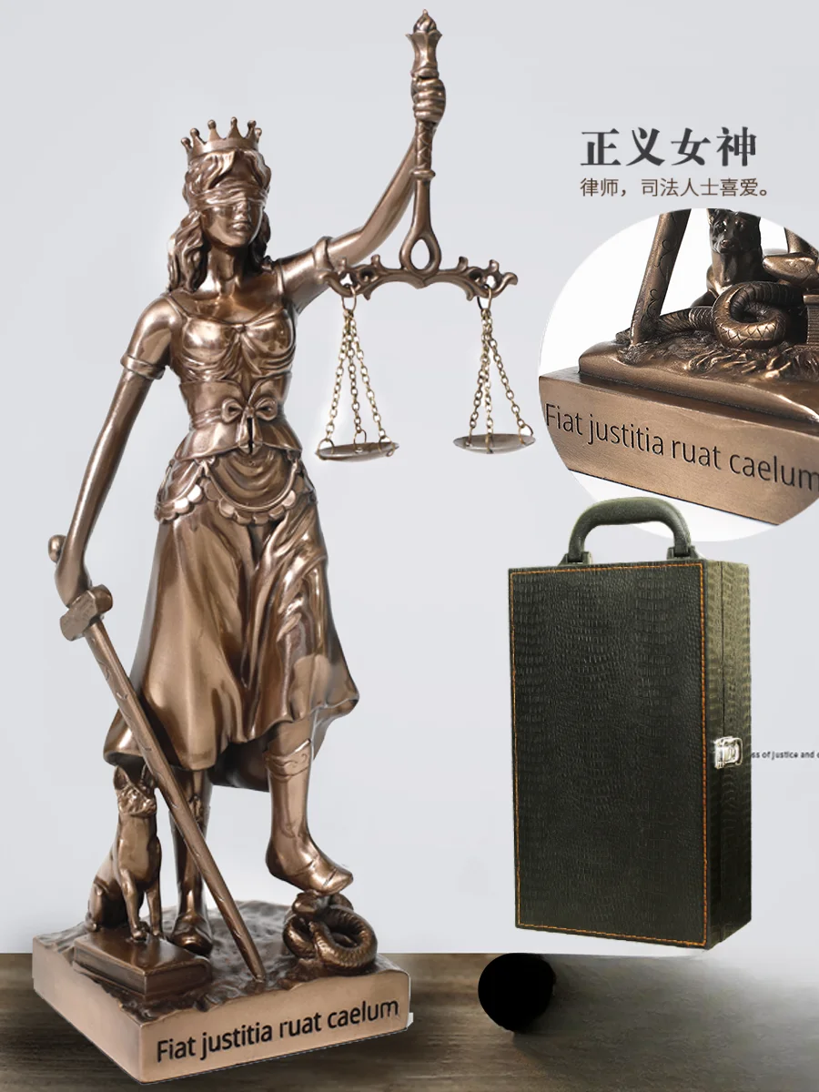 Imitation bronze statue of the goddess of justice, Themis, and legal balance ornament