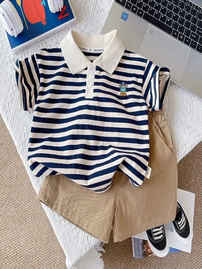 Conjunto de Roupas de Verão para Meninos com Camiseta de Manga Curta e  Listrado, Moda Infantil Casual, Confortável e Res...
