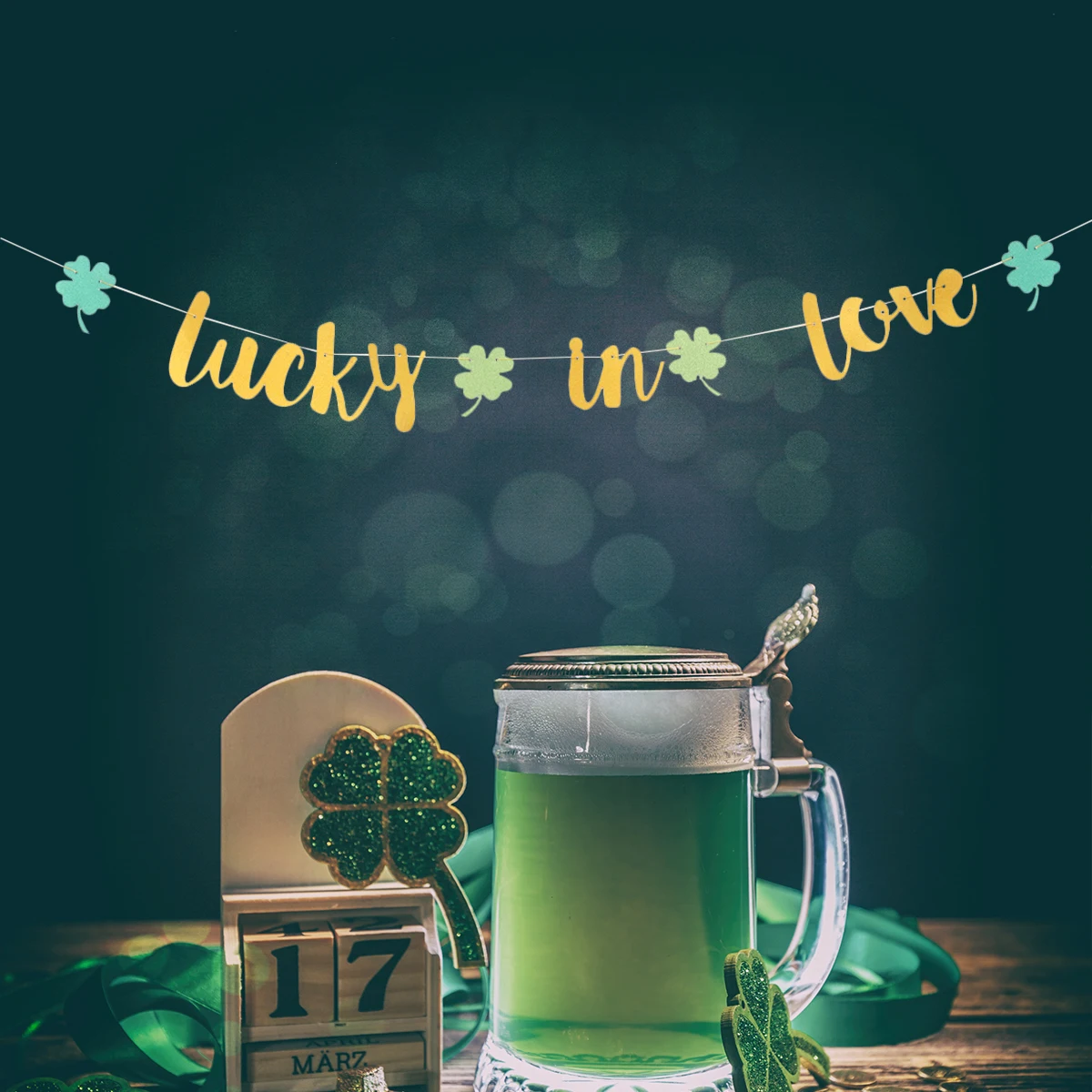 

2 set Glitter Paper Clover Bunting St. Patricks Day Banner Party Decoration Festive Garland For Indoor Outdoor Use Wall Window