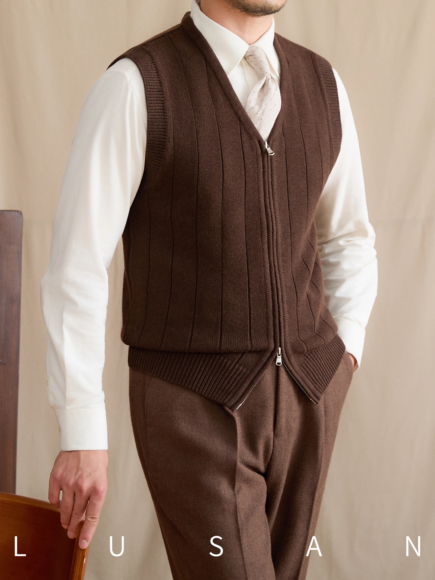 High-End British Woven Bottoming Shirt Autumn and Winter Wool Blended Vest Young Italian Waistcoat Vest All-Matching Men